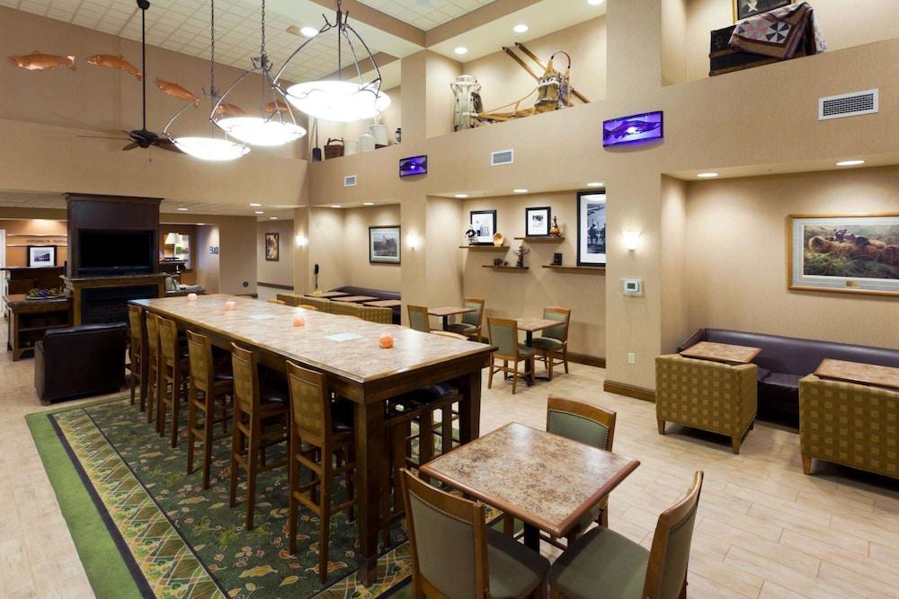 Hampton Inn & Suites Fairbanks Buitenkant foto
