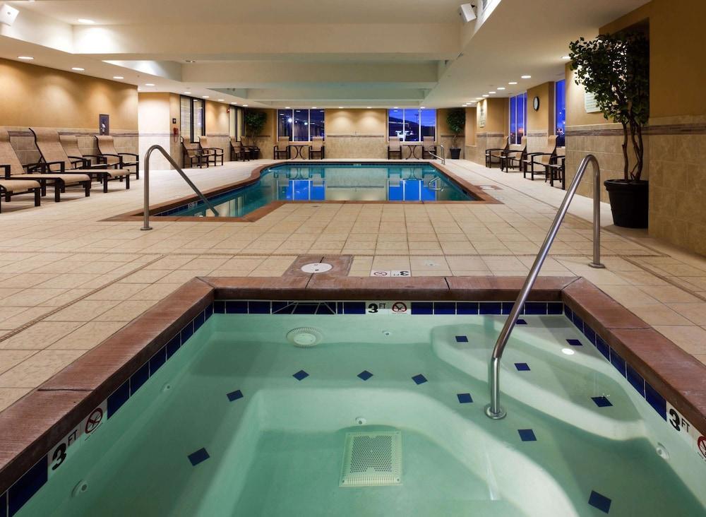Hampton Inn & Suites Fairbanks Buitenkant foto