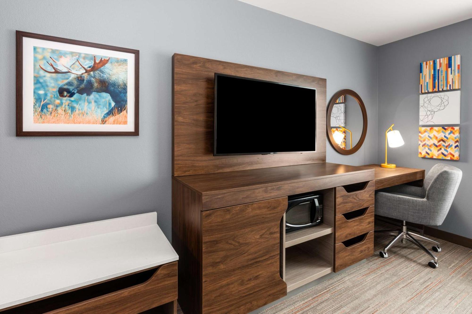Hampton Inn & Suites Fairbanks Buitenkant foto