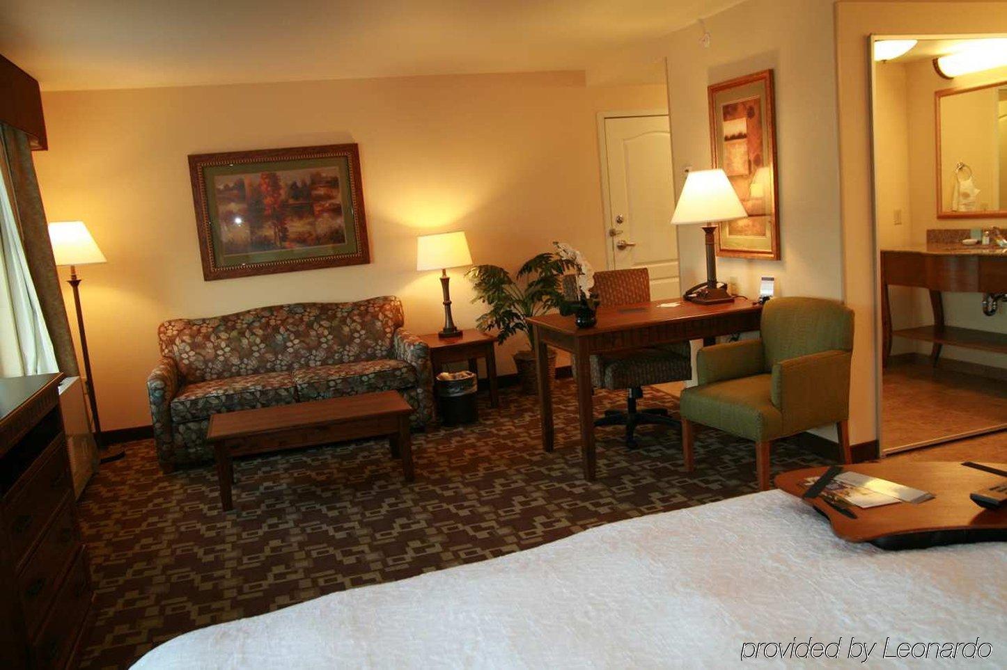 Hampton Inn & Suites Fairbanks Kamer foto