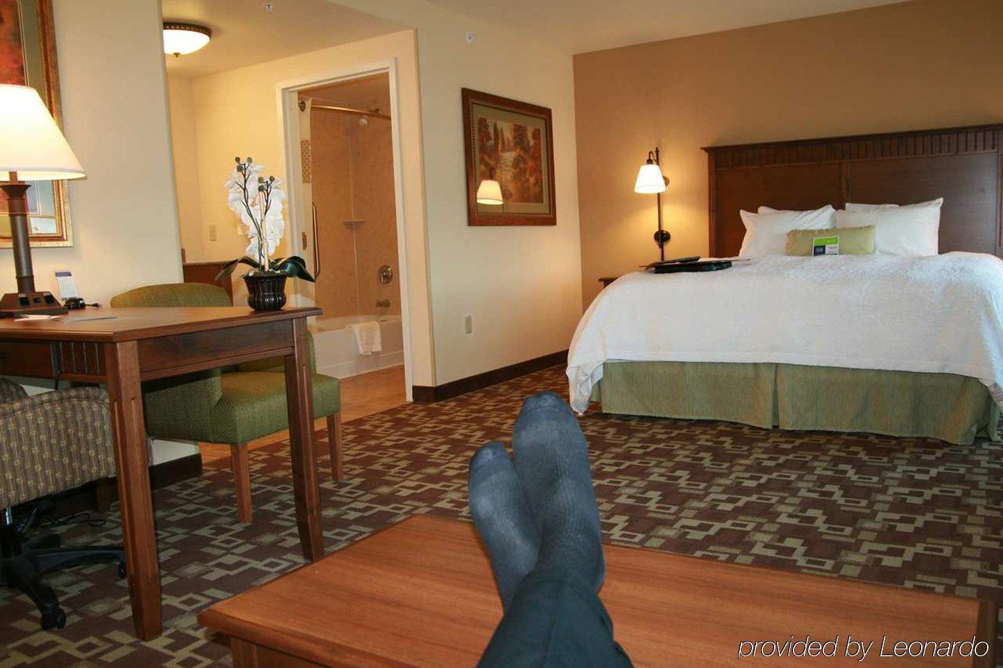 Hampton Inn & Suites Fairbanks Kamer foto