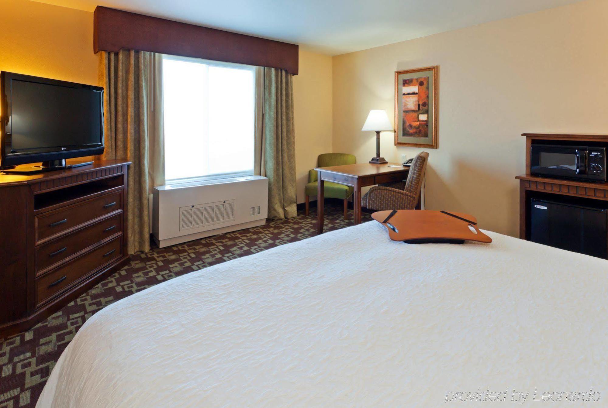 Hampton Inn & Suites Fairbanks Kamer foto